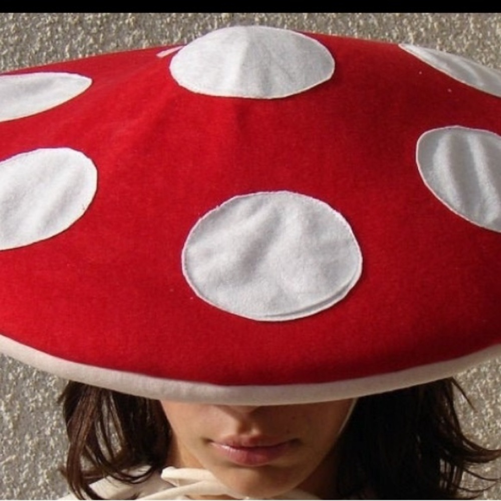 Mushroom headpiece with red with large white dots for adults - size L/XL